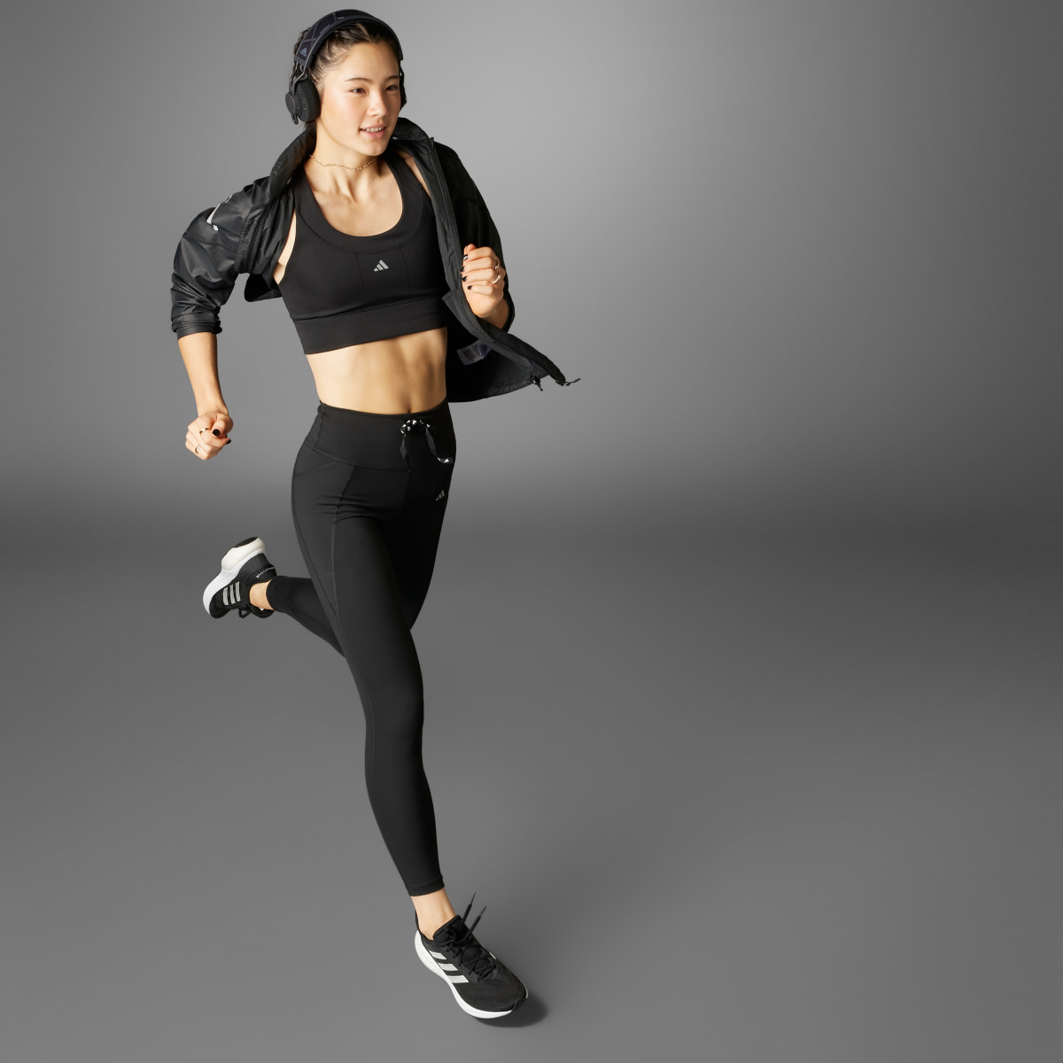 Adidas Run Essentials Stay in Play 7/8 Leggings. 7