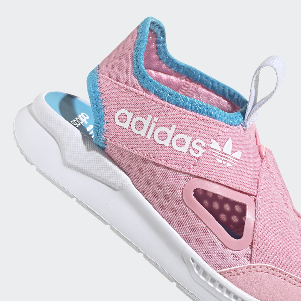 Adidas 360 Sandale. 8