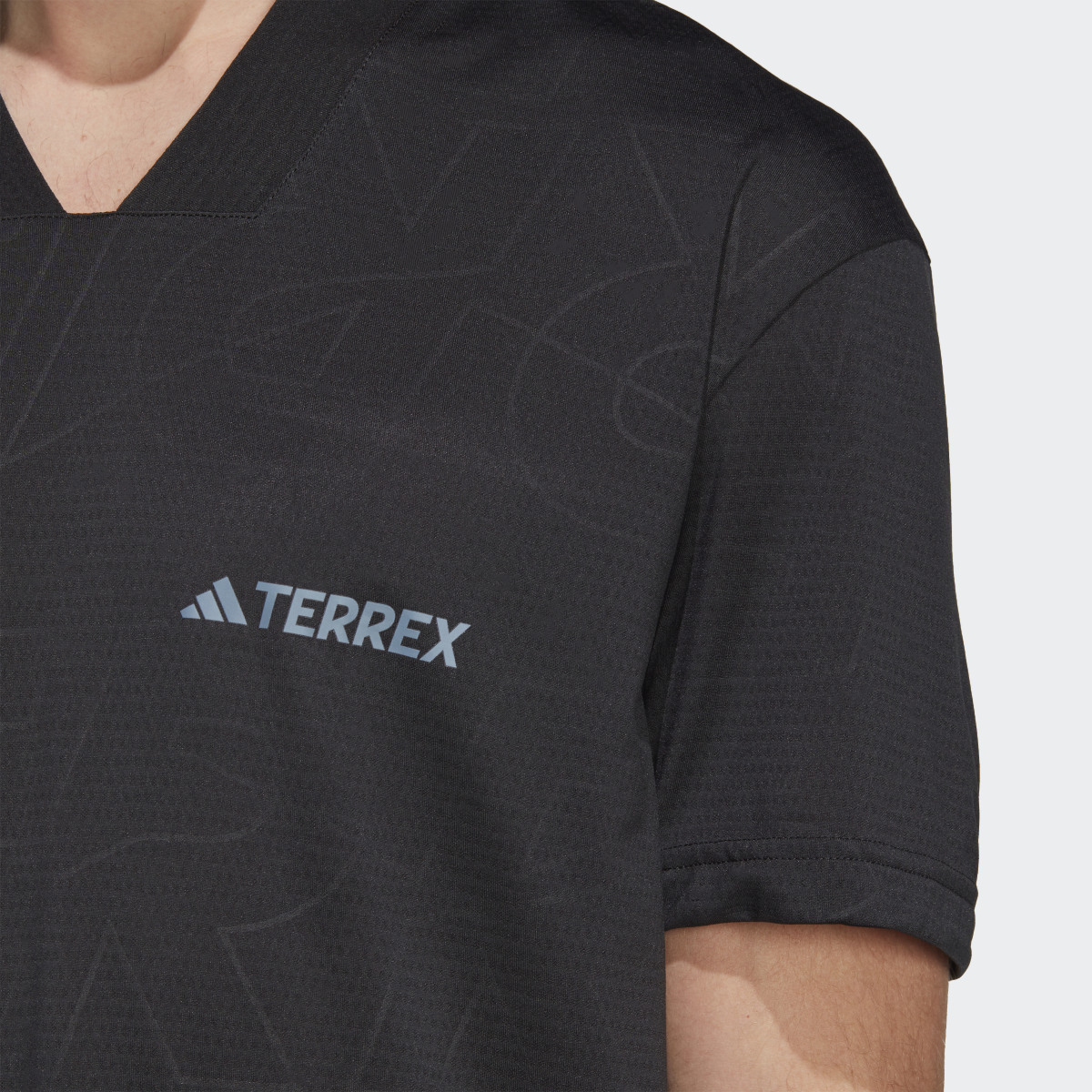 Adidas T-shirt Made to Be Remade TERREX. 10