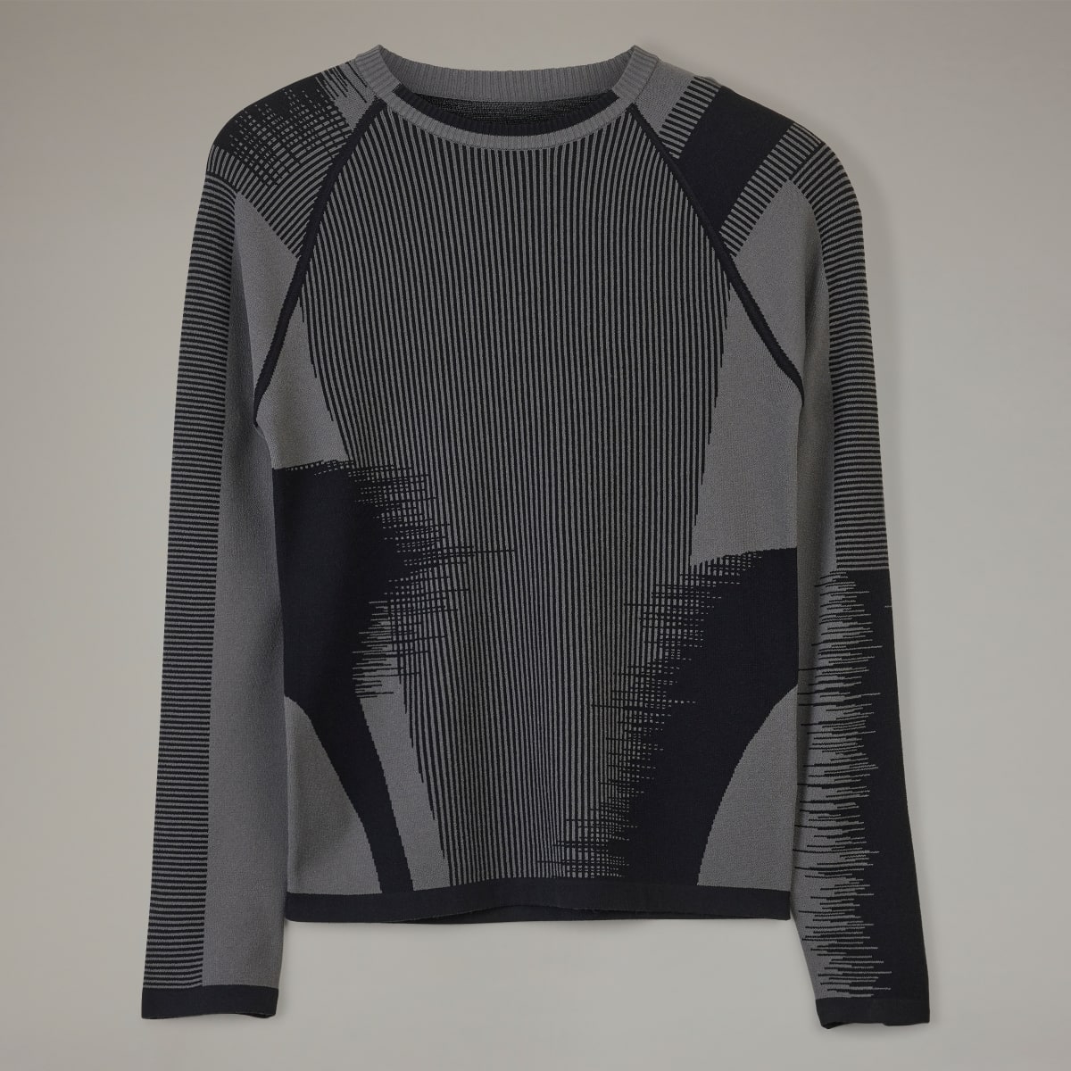 Adidas Y-3 Logo Knit Sweatshirt. 5