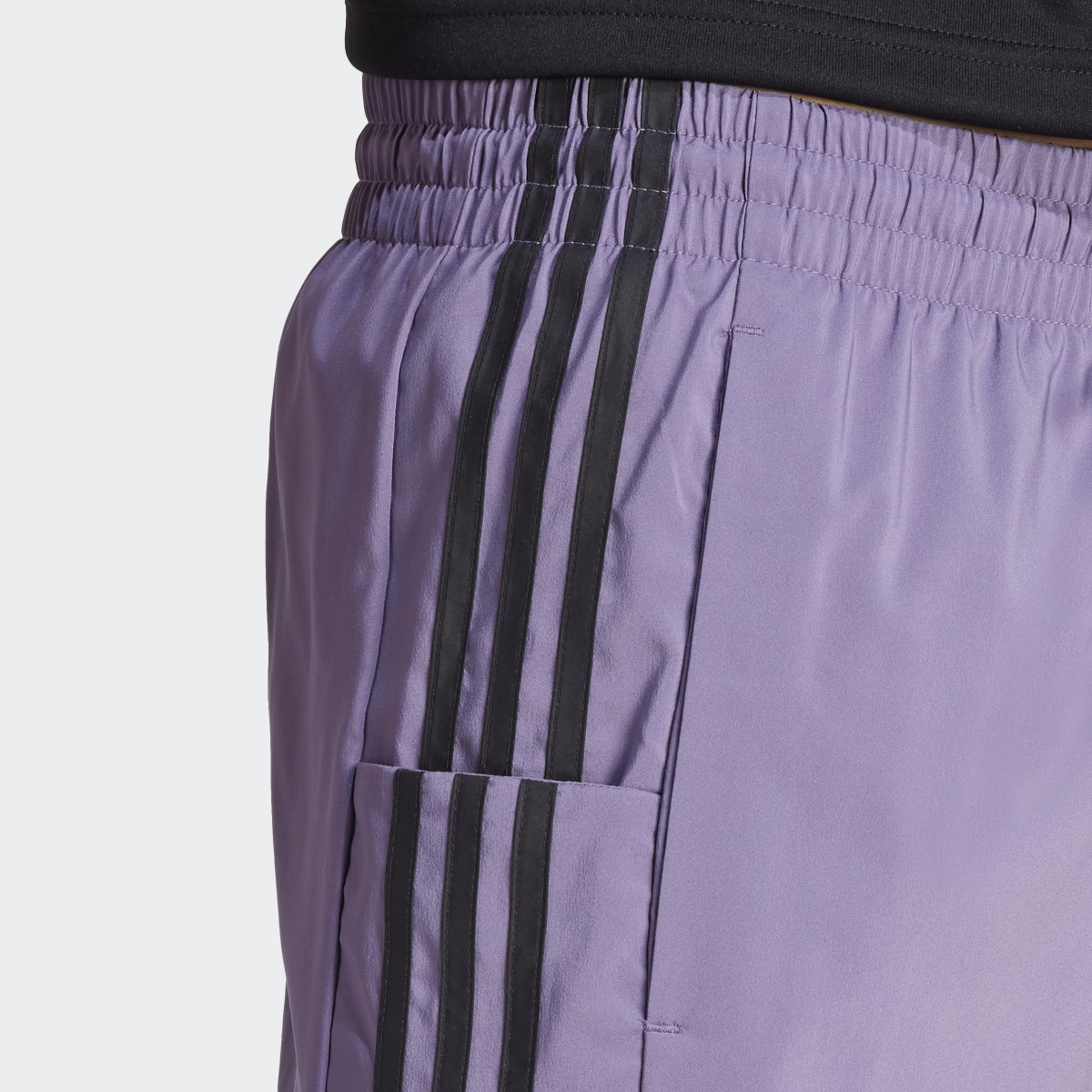 Adidas AEROREADY Essentials Chelsea 3-Stripes Shorts. 6