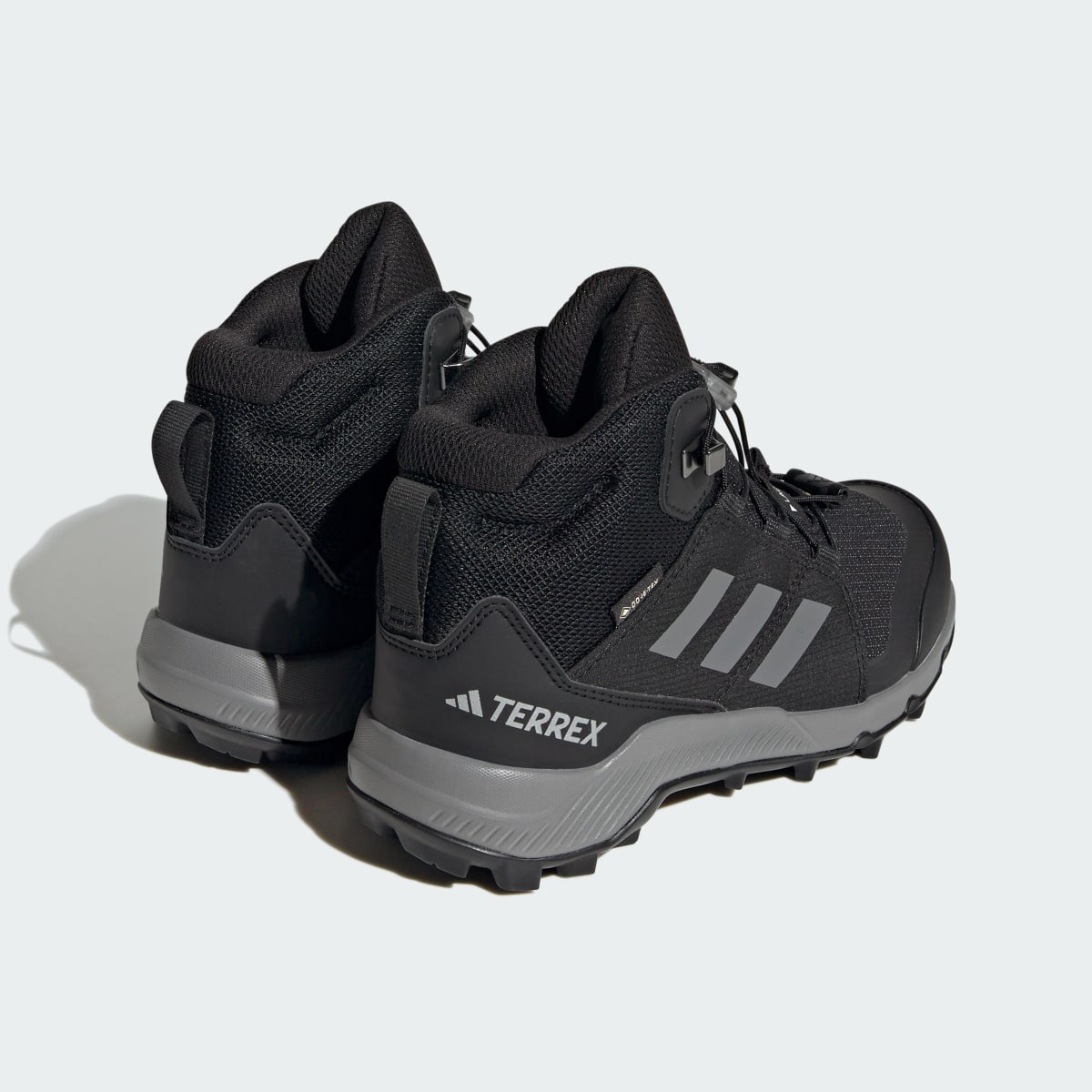 Adidas Terrex Mid GORE-TEX Yürüyüş Ayakkabısı. 7