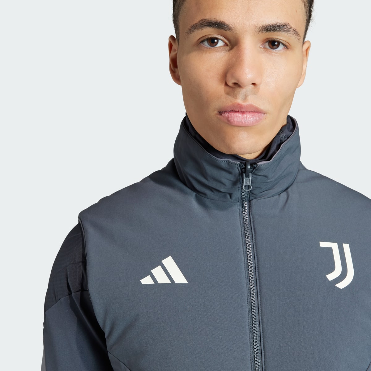 Adidas Bezrękawnik Juventus Tiro 23 Winterized. 9