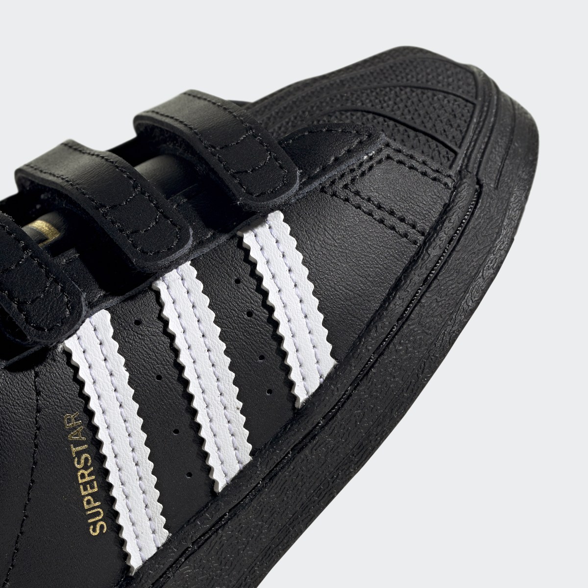 Adidas Chaussure Superstar. 11