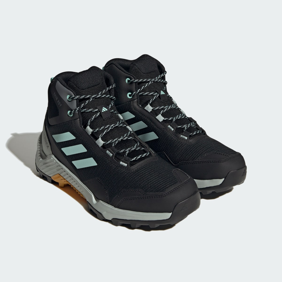 Adidas Zapatilla Eastrail 2.0 Mid RAIN.RDY Hiking. 9