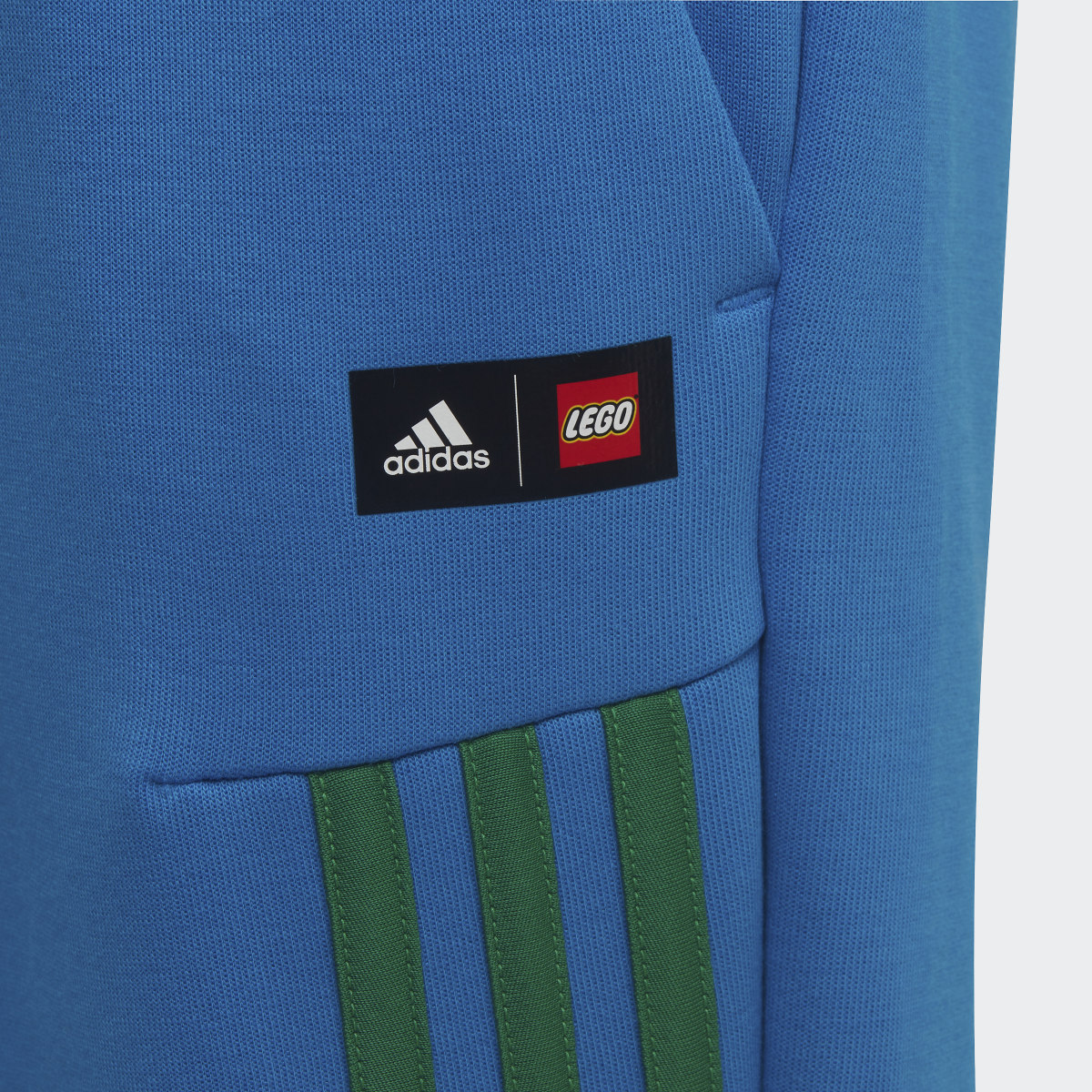 Adidas x Classic LEGO Hose. 4