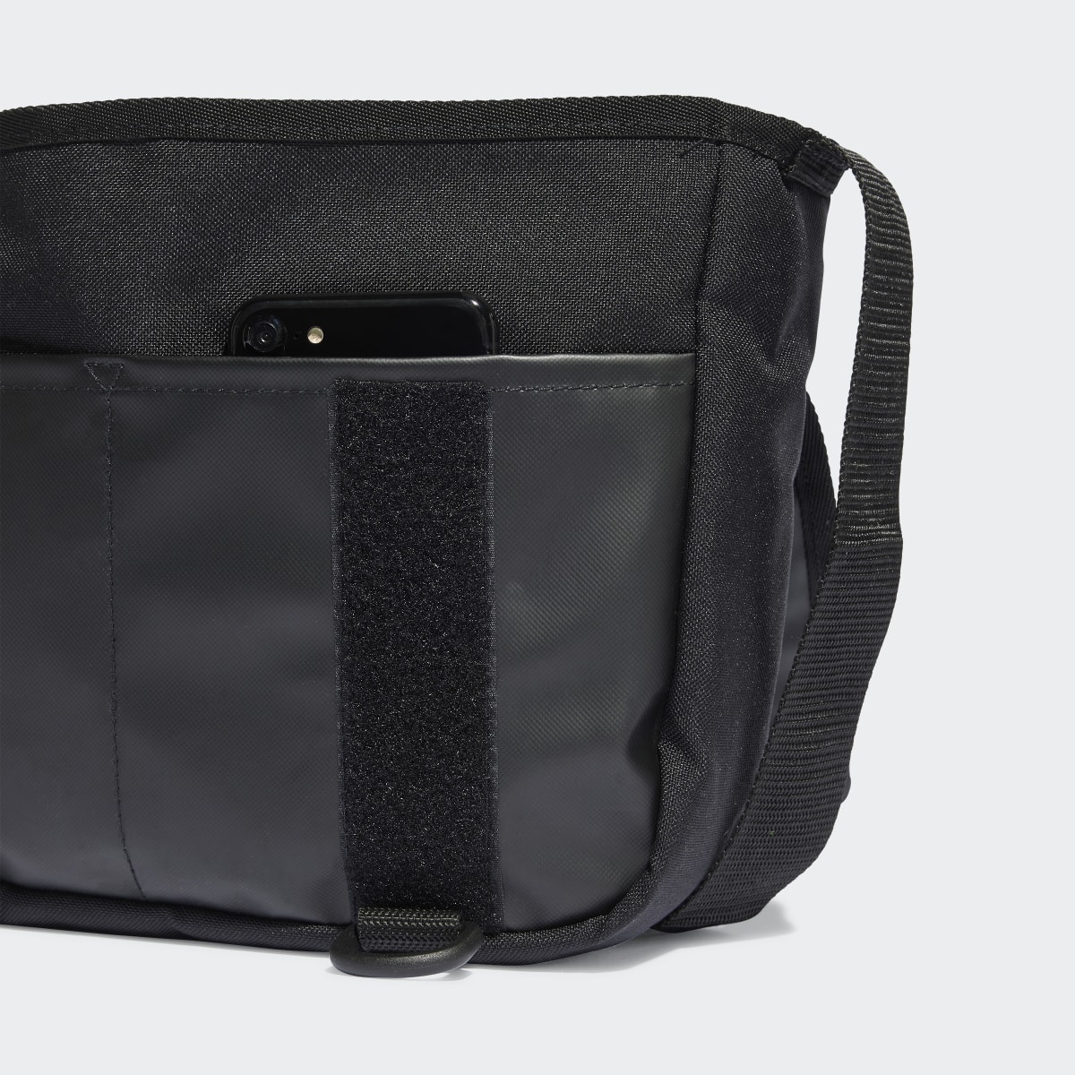 Adidas Adicolor Archive Messenger Bag. 7