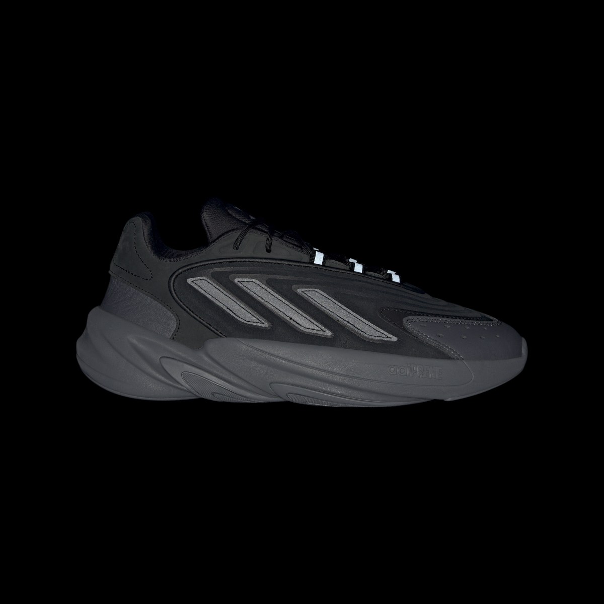 Adidas OZELIA Shoes. 4