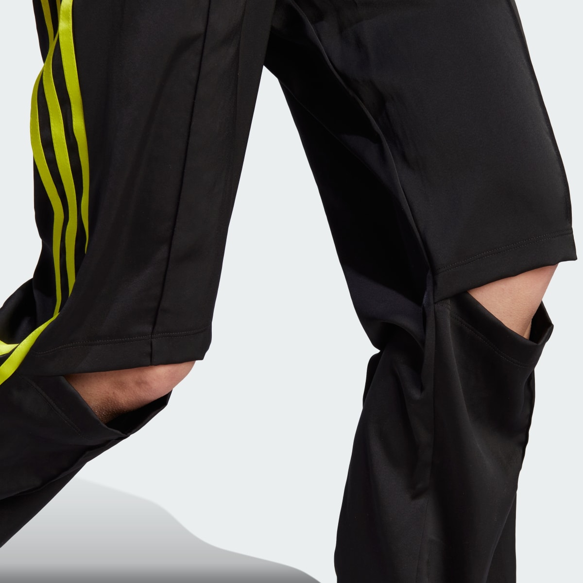 Adidas Pants Firebird Satin. 6