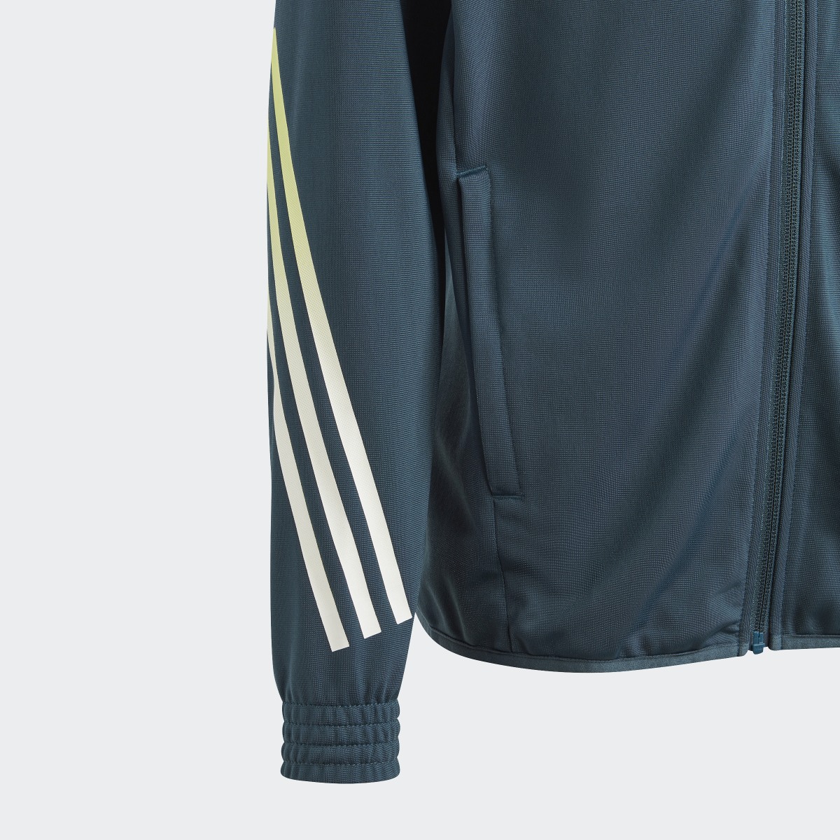 Adidas Dres Train Icons AEROREADY 3-Stripes. 6