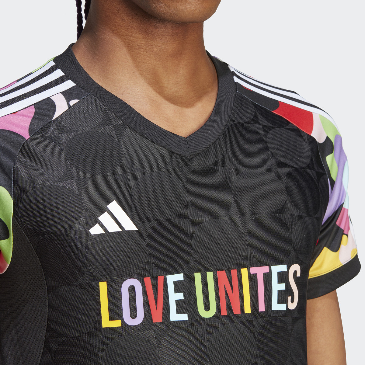 Adidas Camiseta Pride Tiro. 7