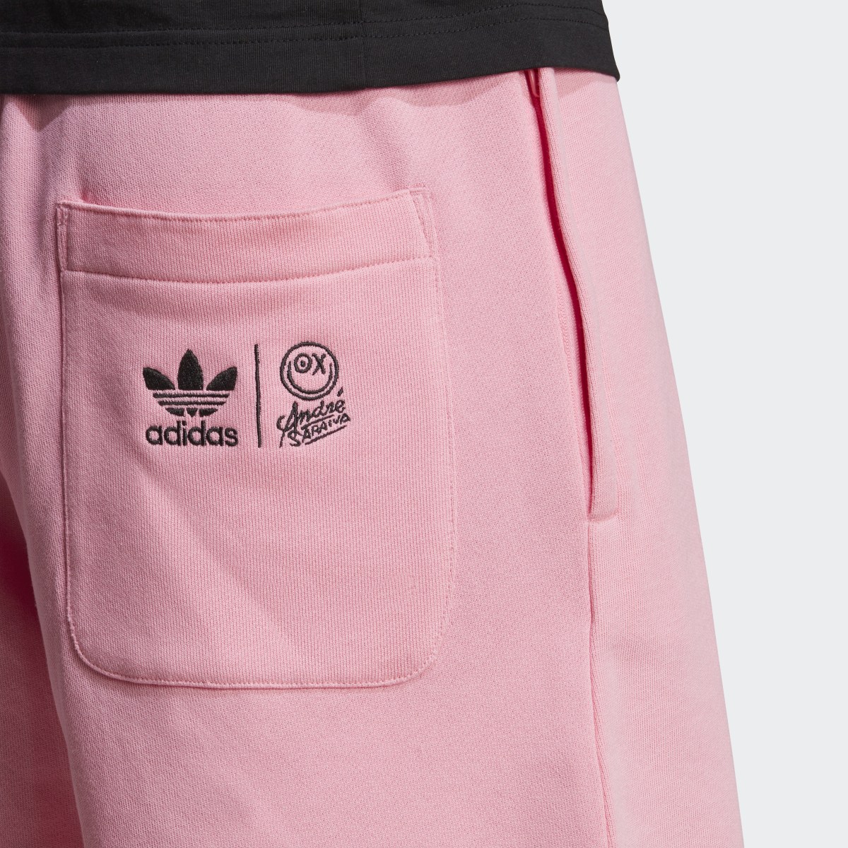 Adidas Originals x André Saraiva Shorts. 6