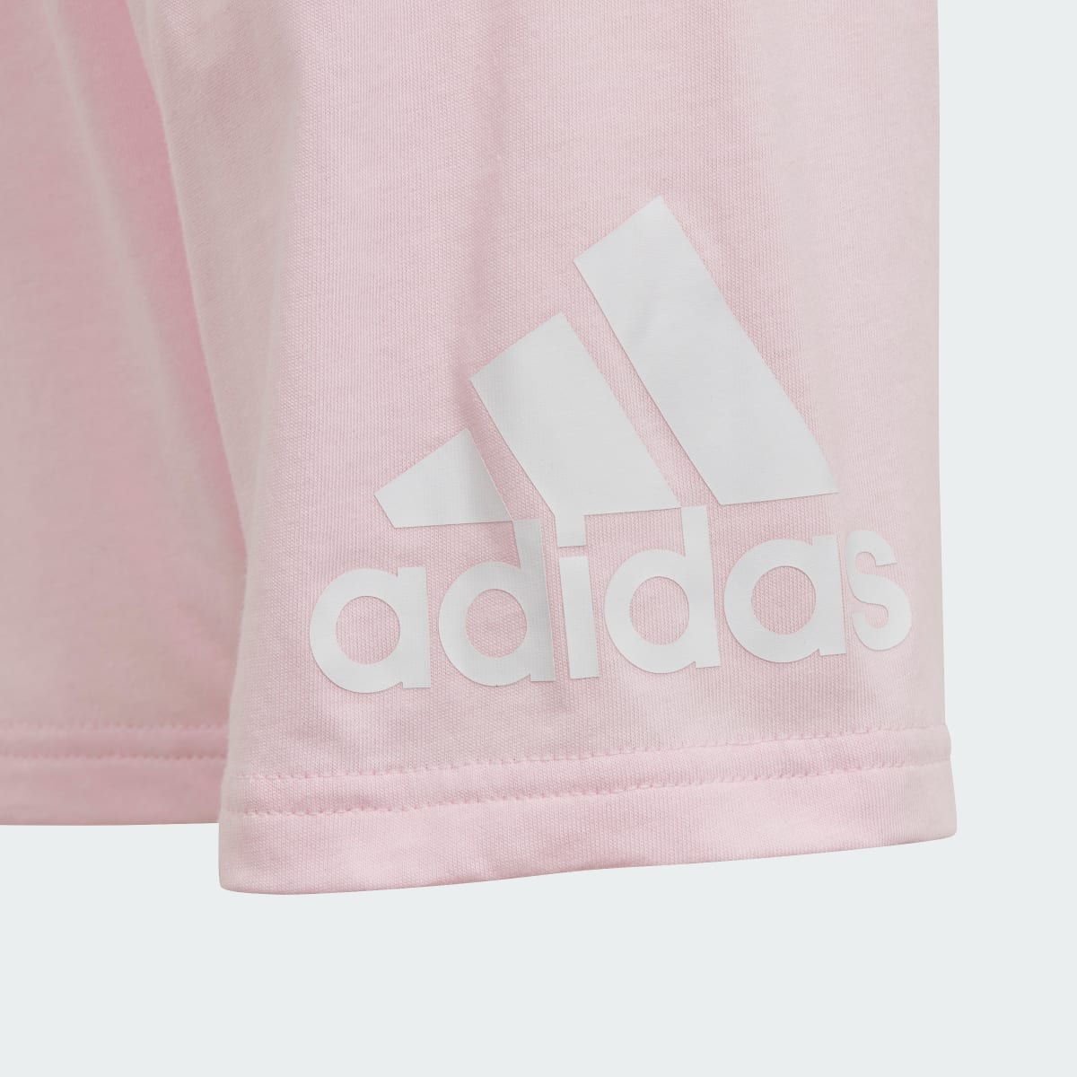 Adidas Conjunto Playera y Shorts Essentials. 7