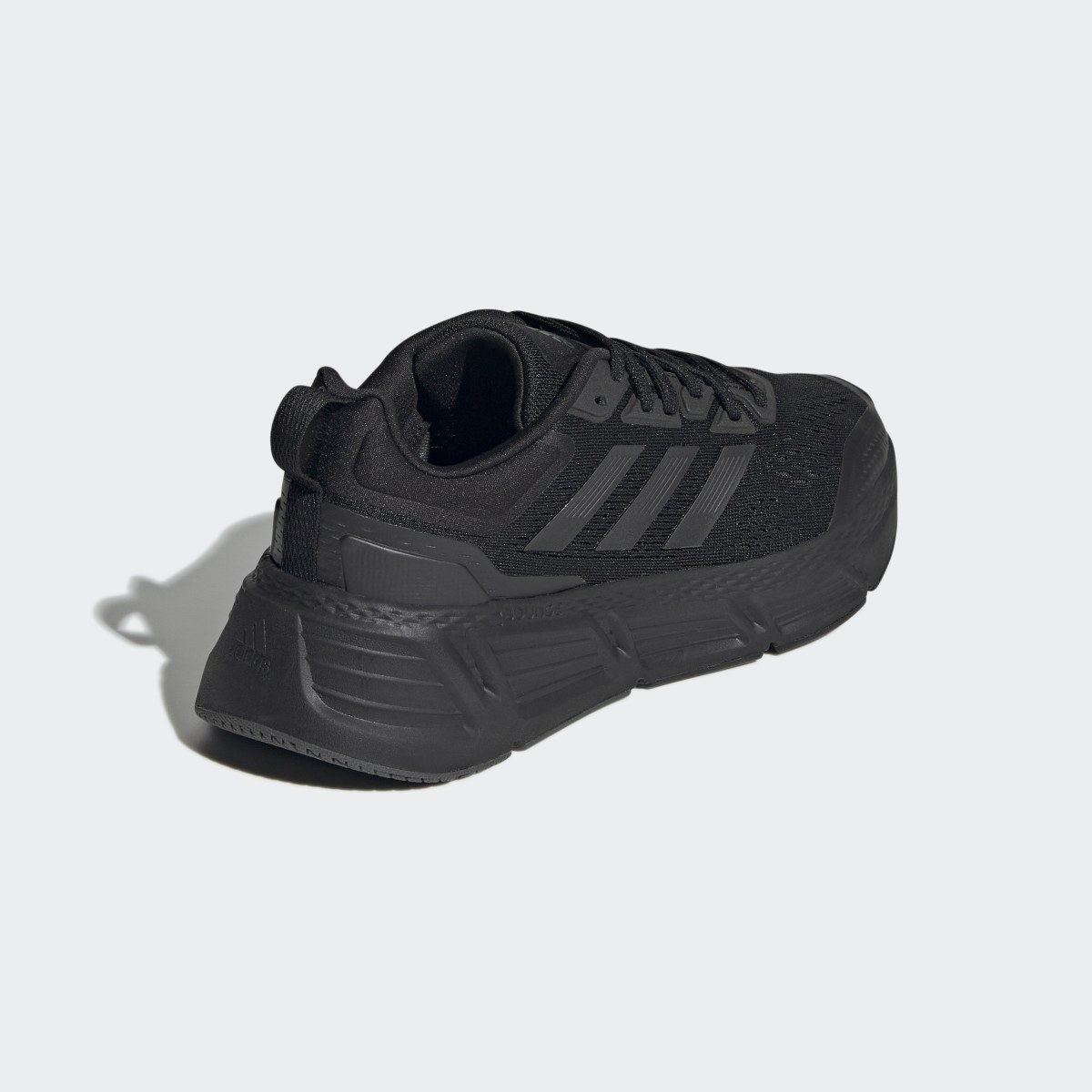 Adidas Chaussure Questar. 6