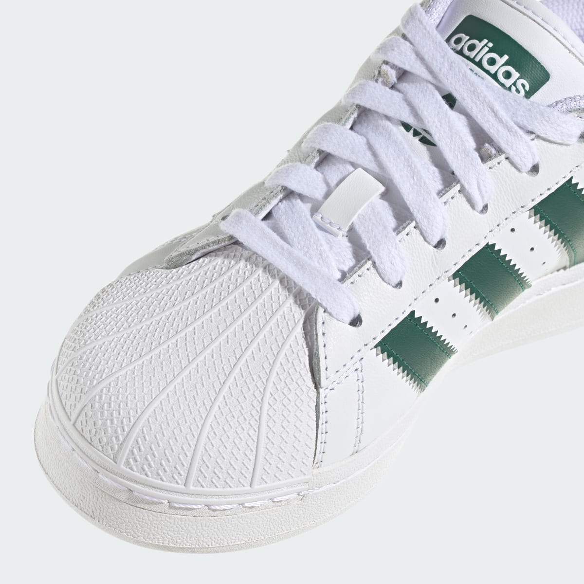 Adidas Sapatilhas Superstar XLG – Criança. 9