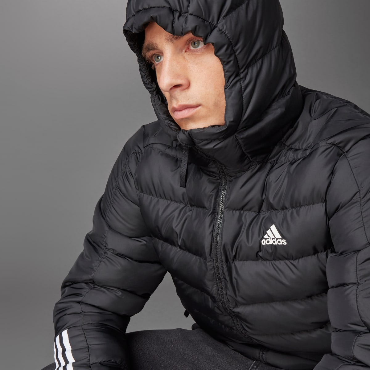 Adidas Itavic 3-Stripes Midweight Kapüşonlu Mont. 5