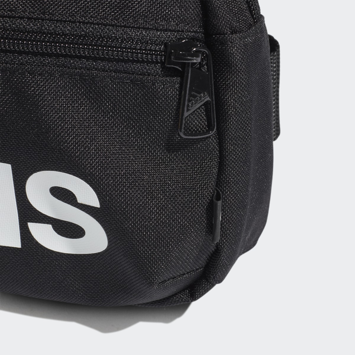 Adidas Essentials Logo Gürteltasche. 6