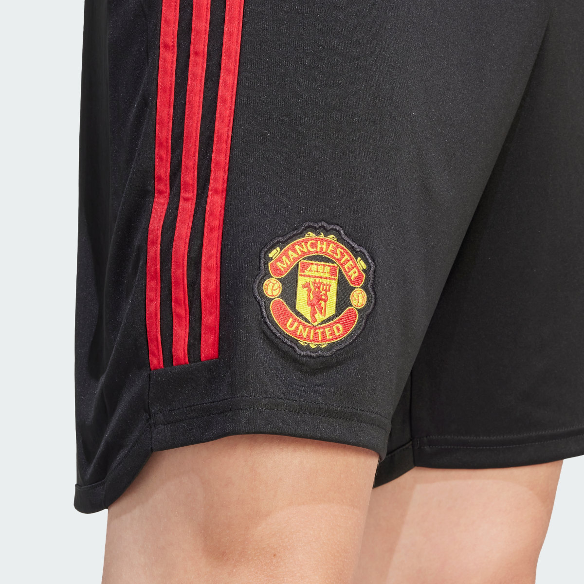 Adidas Manchester United 23/24 Home Shorts. 6