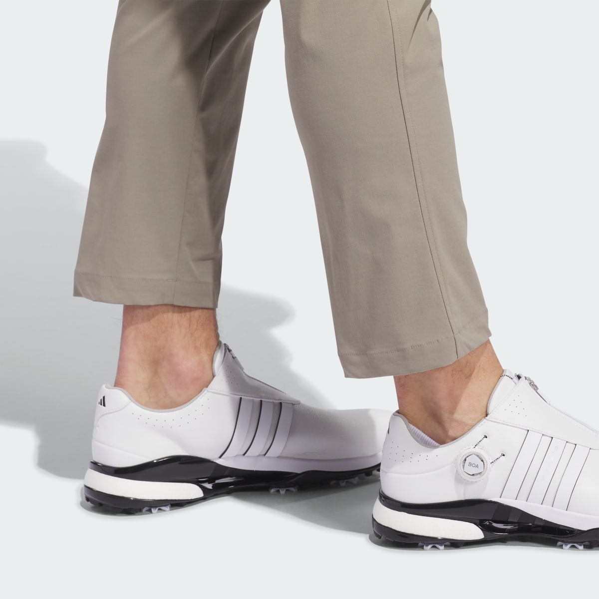 Adidas Pantalon Chino Ultimate365. 7