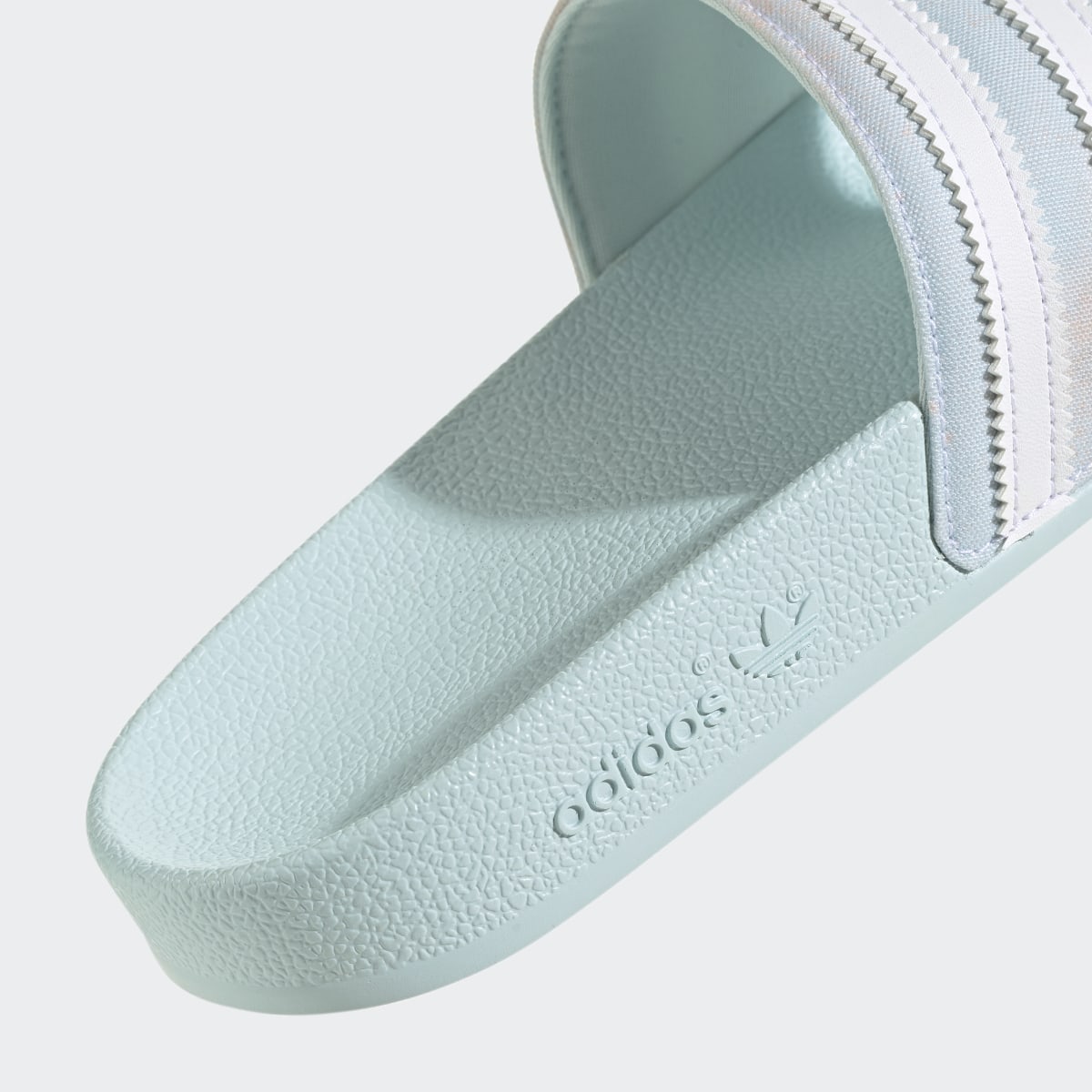 Adidas Claquette Adilette. 12