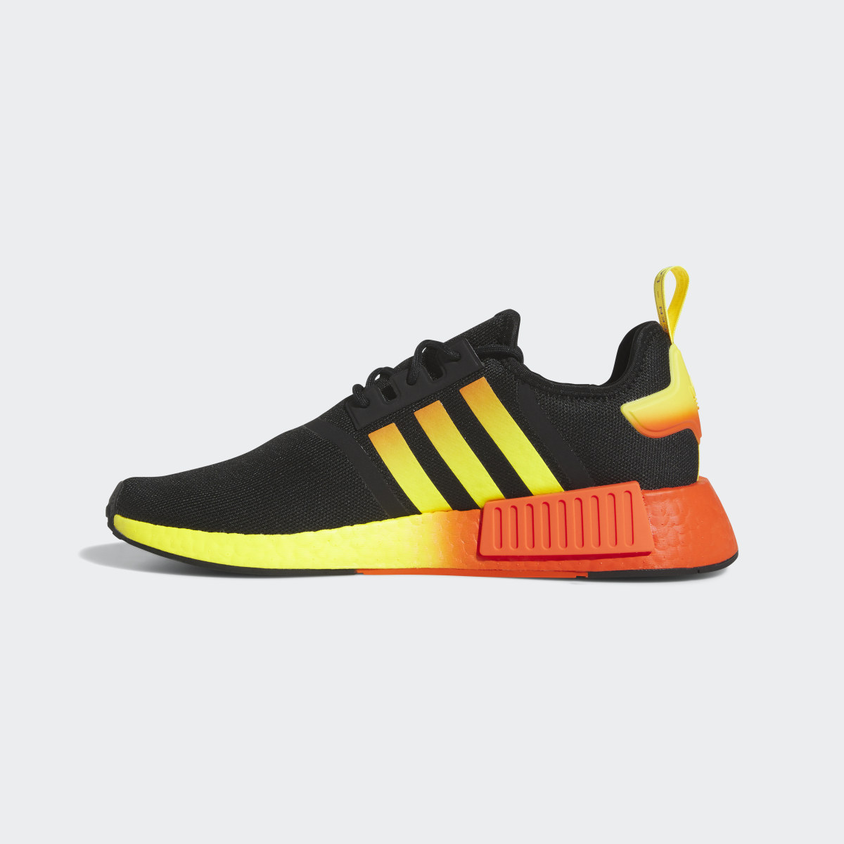 Adidas NMD_R1. 6