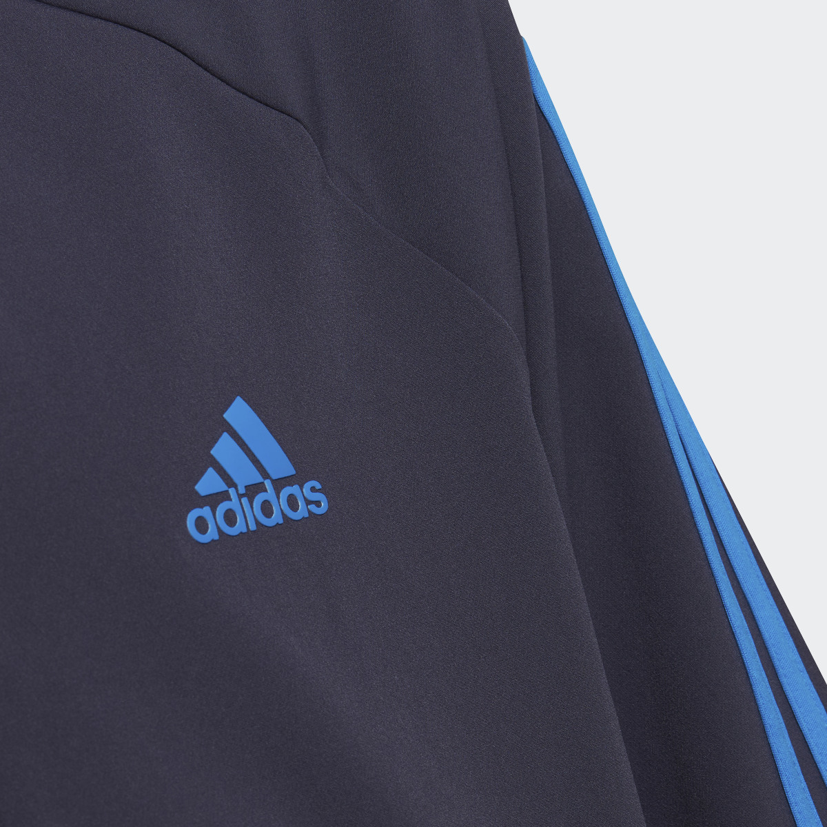 Adidas Conjunto. 7