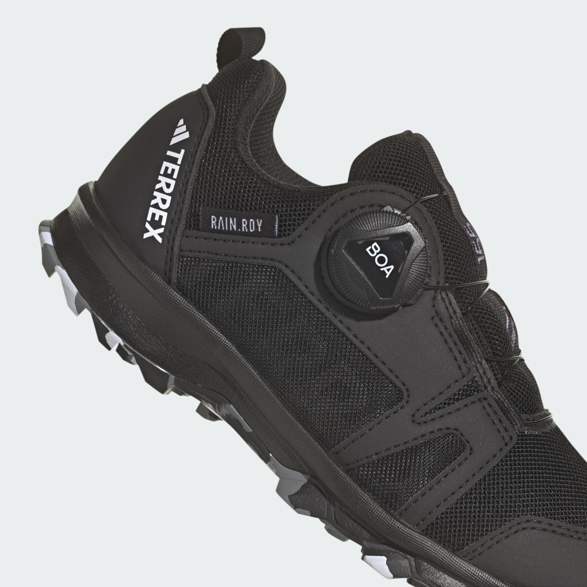 Adidas Terrex Agravic BOA RAIN.RDY Trail Running Shoes. 10