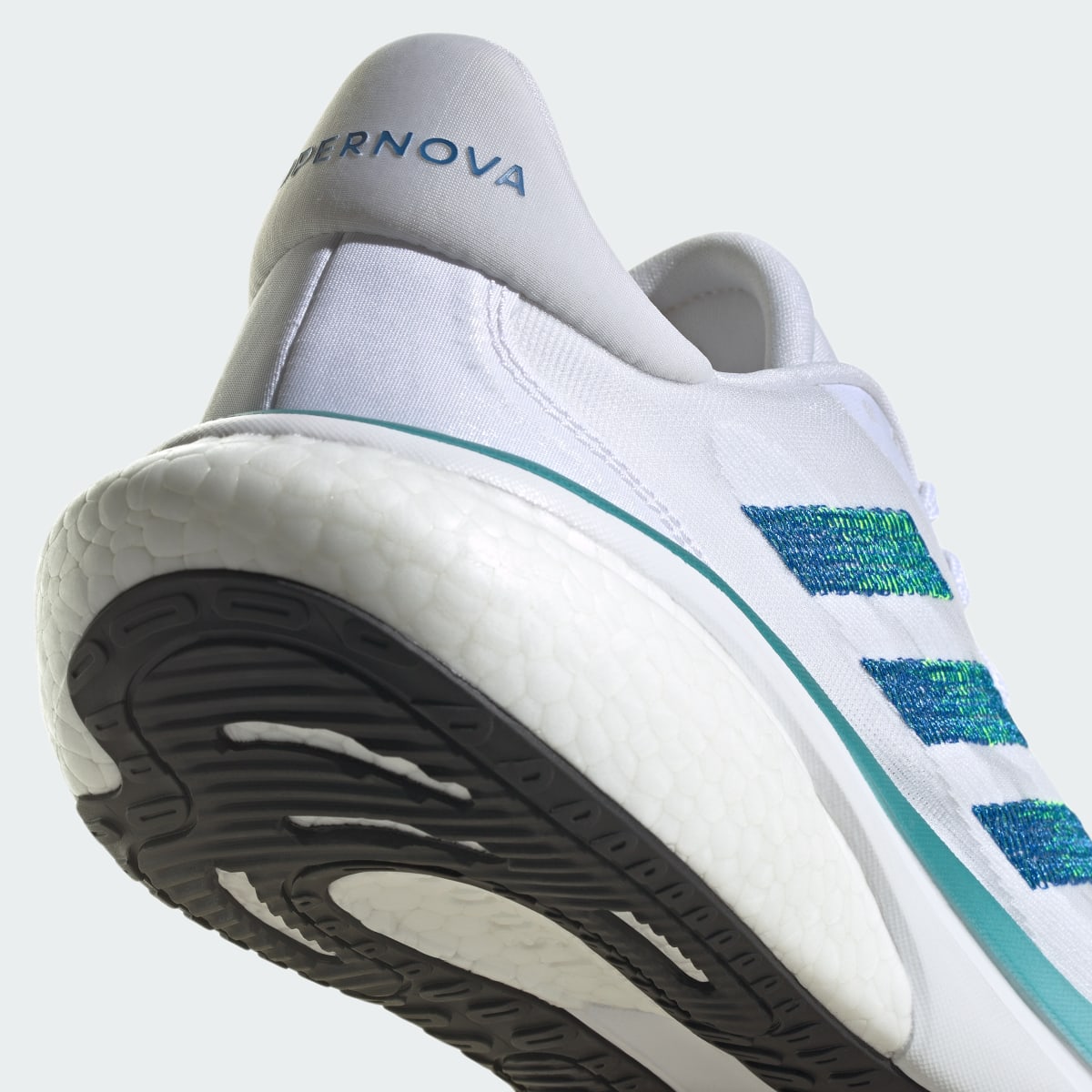 Adidas Scarpe da running Supernova 3. 9