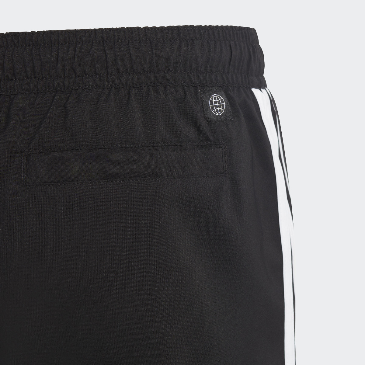 Adidas 3-Streifen Badeshorts. 4