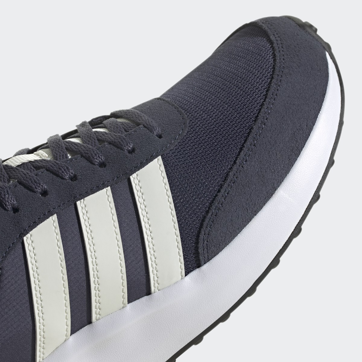 Adidas Run 70s Lifestyle Laufschuh. 9