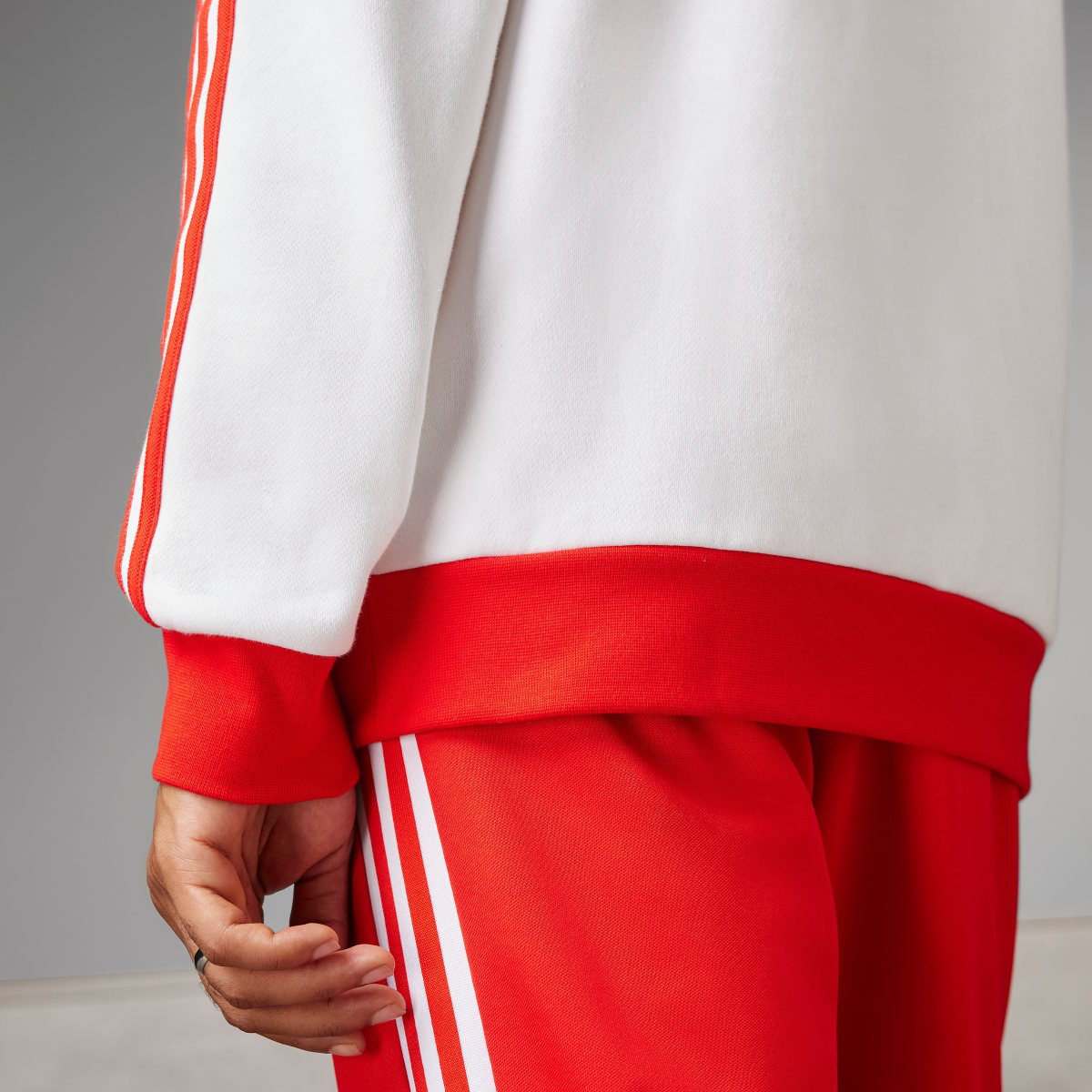 Adidas FC Bayern Originals Crew Sweatshirt. 4