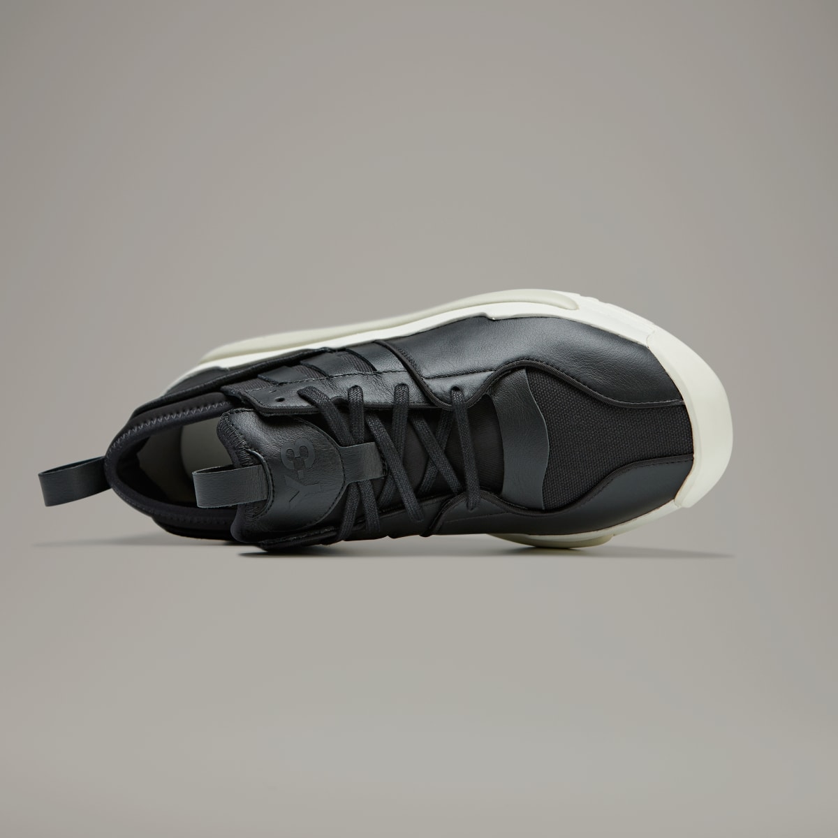 Adidas Y-3 RIVALRY. 4