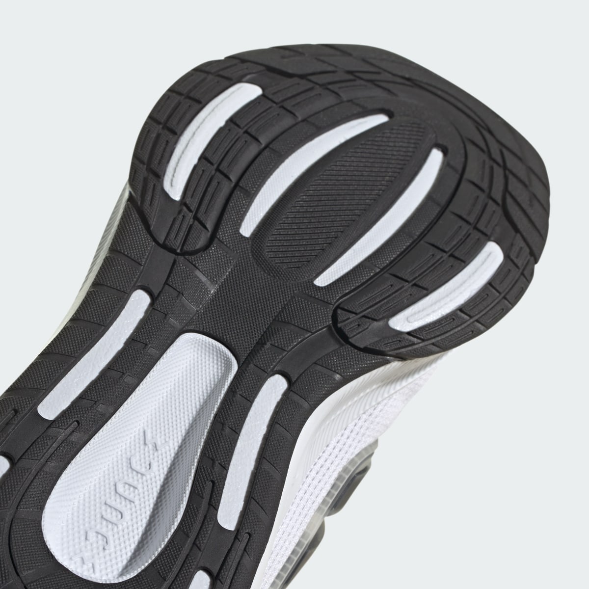 Adidas Ultrabounce Ayakkabı. 9