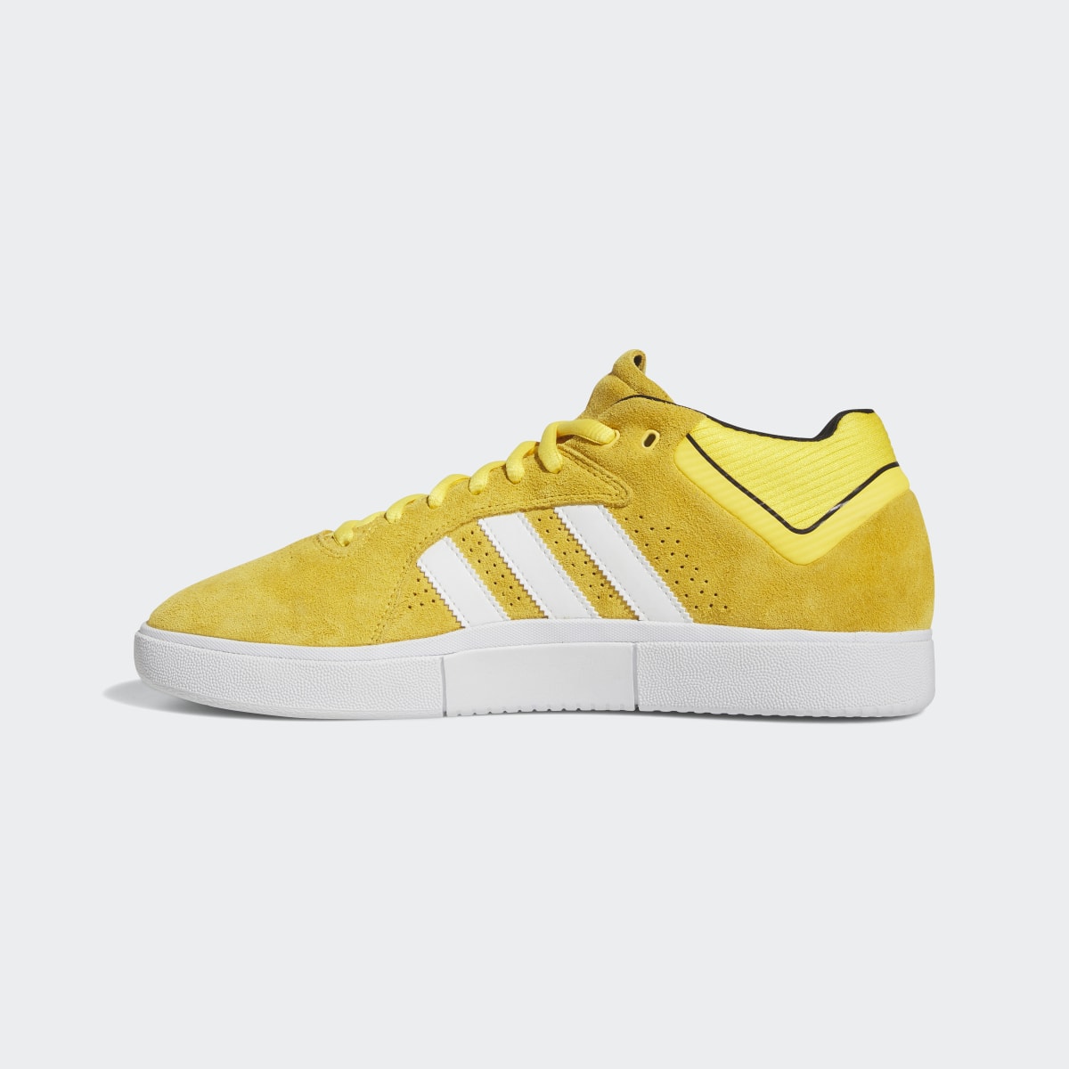 Adidas Tyshawn Shoes. 7