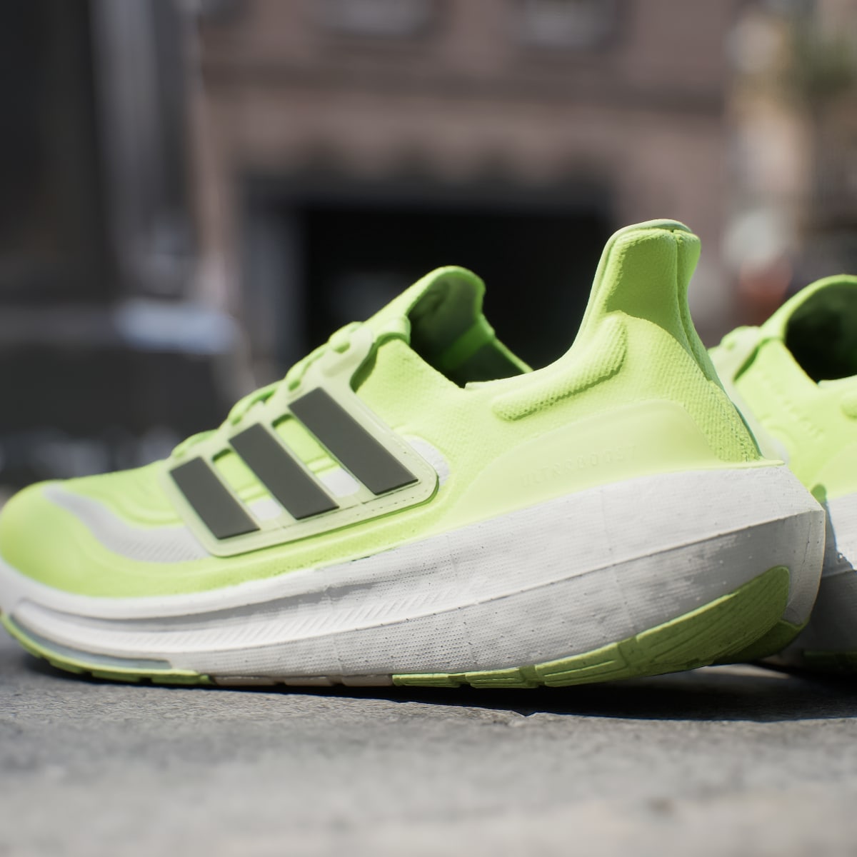 Adidas Scarpe Ultraboost Light. 8