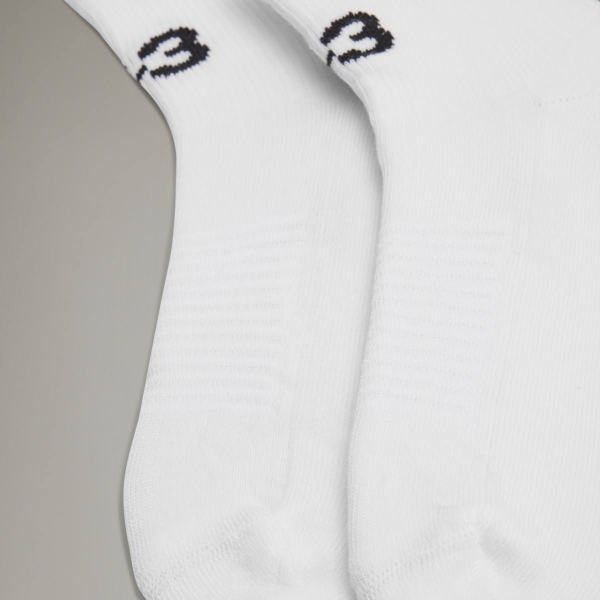 Adidas Y-3 Lo Socks. 4