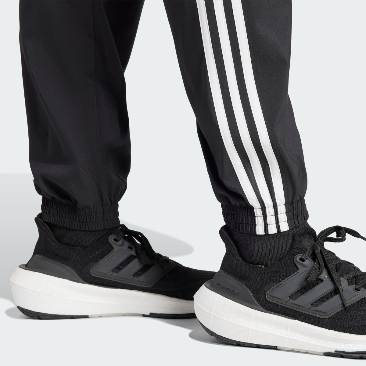 Adidas Pantalon TRAINICONS 3-Stripes Woven. 6