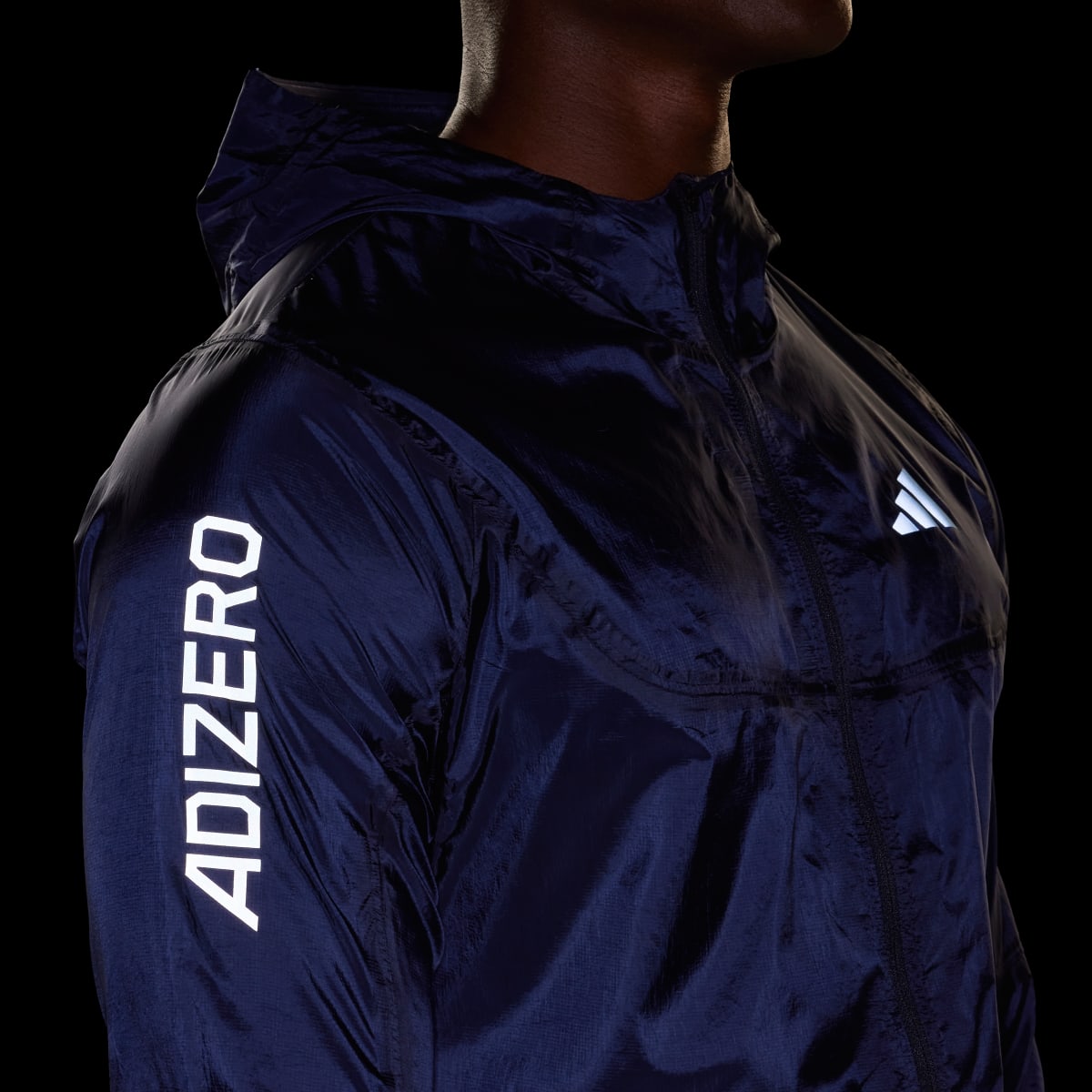 Adidas Adizero Lightweight Laufjacke. 7