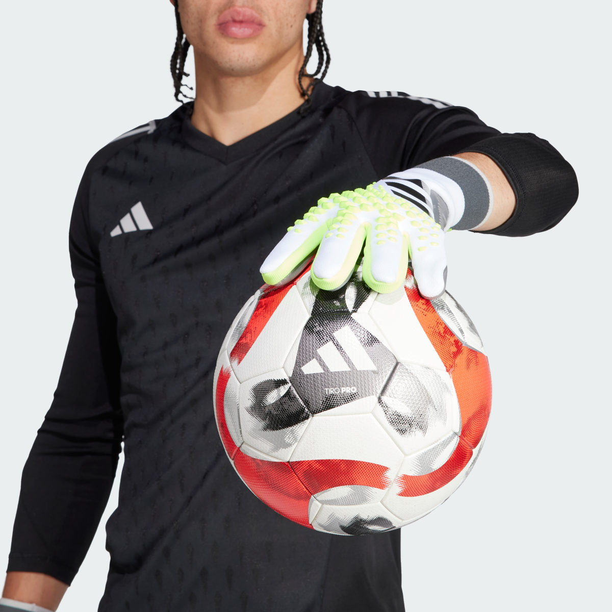 Adidas Predator Pro Goalkeeper Gloves. 4