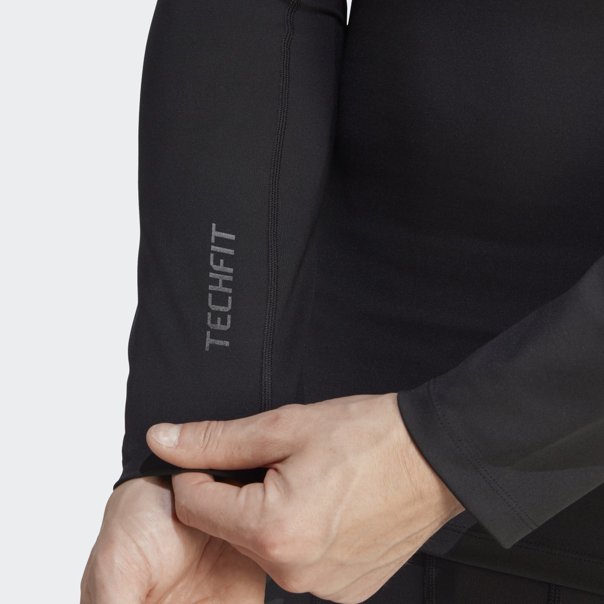 Adidas Techfit Control x RHEON™ Long Sleeve. 7