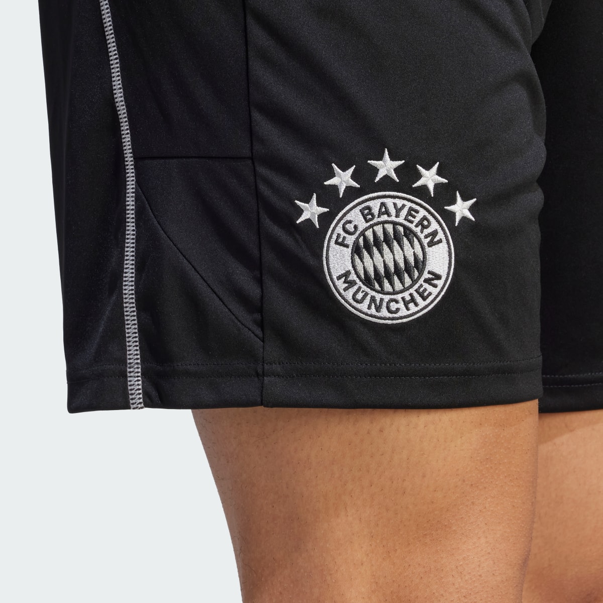 Adidas FC Bayern Tiro 23 Goalkeeper Shorts. 5
