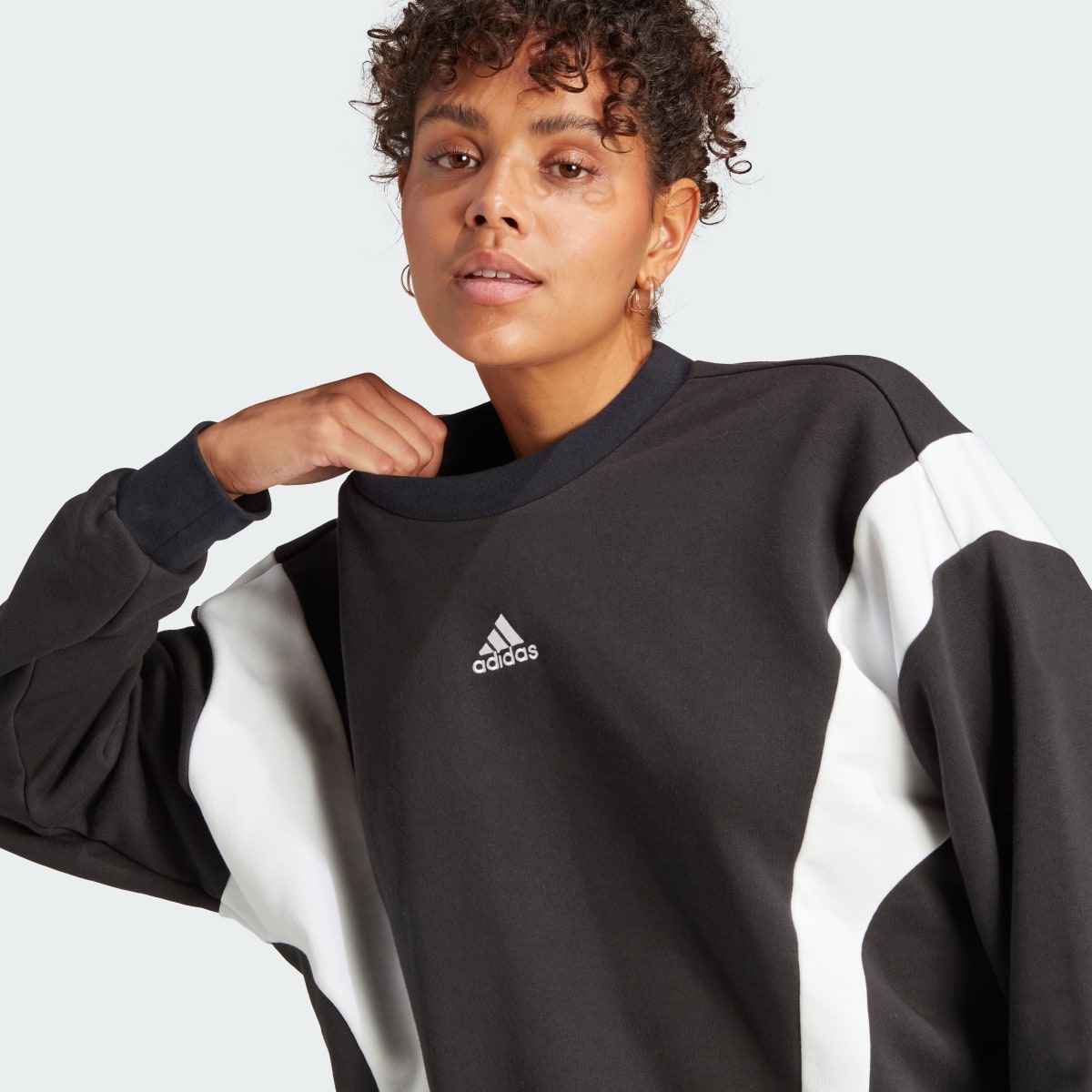 Adidas Laziday Track Suit. 8