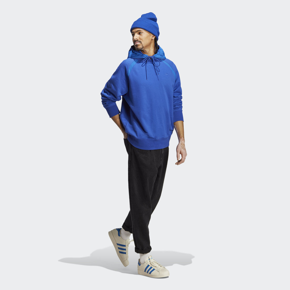 Adidas Sudadera con capucha Premium Essentials Crinkle Nylon. 4