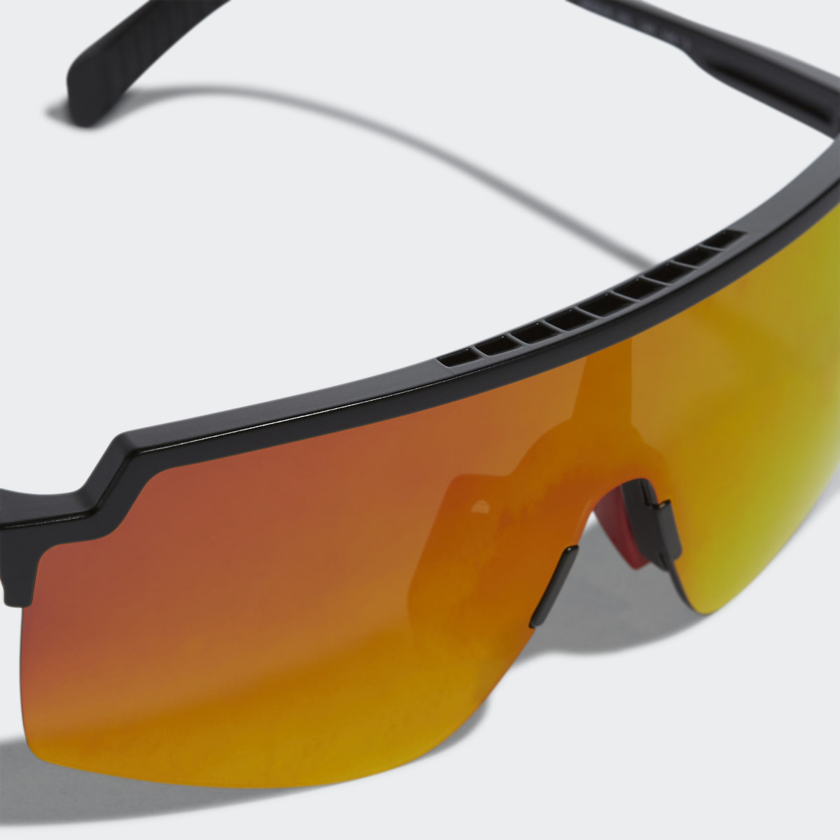 Adidas Sport Sunglasses SP0018. 6