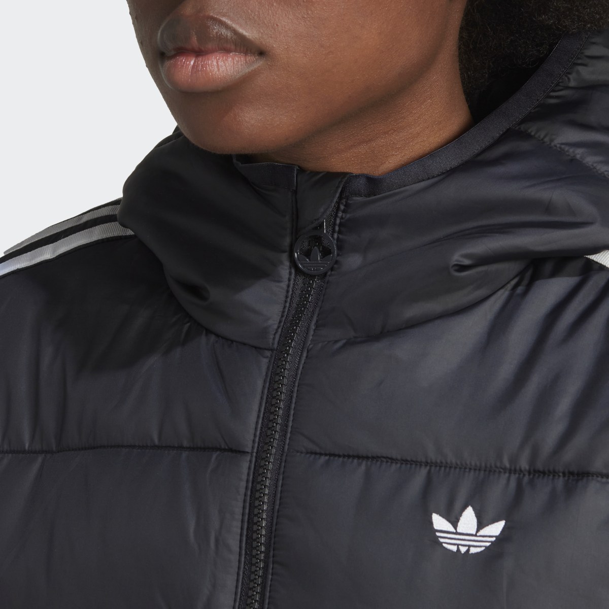 Adidas Chaqueta larga con capucha Premium Slim. 7