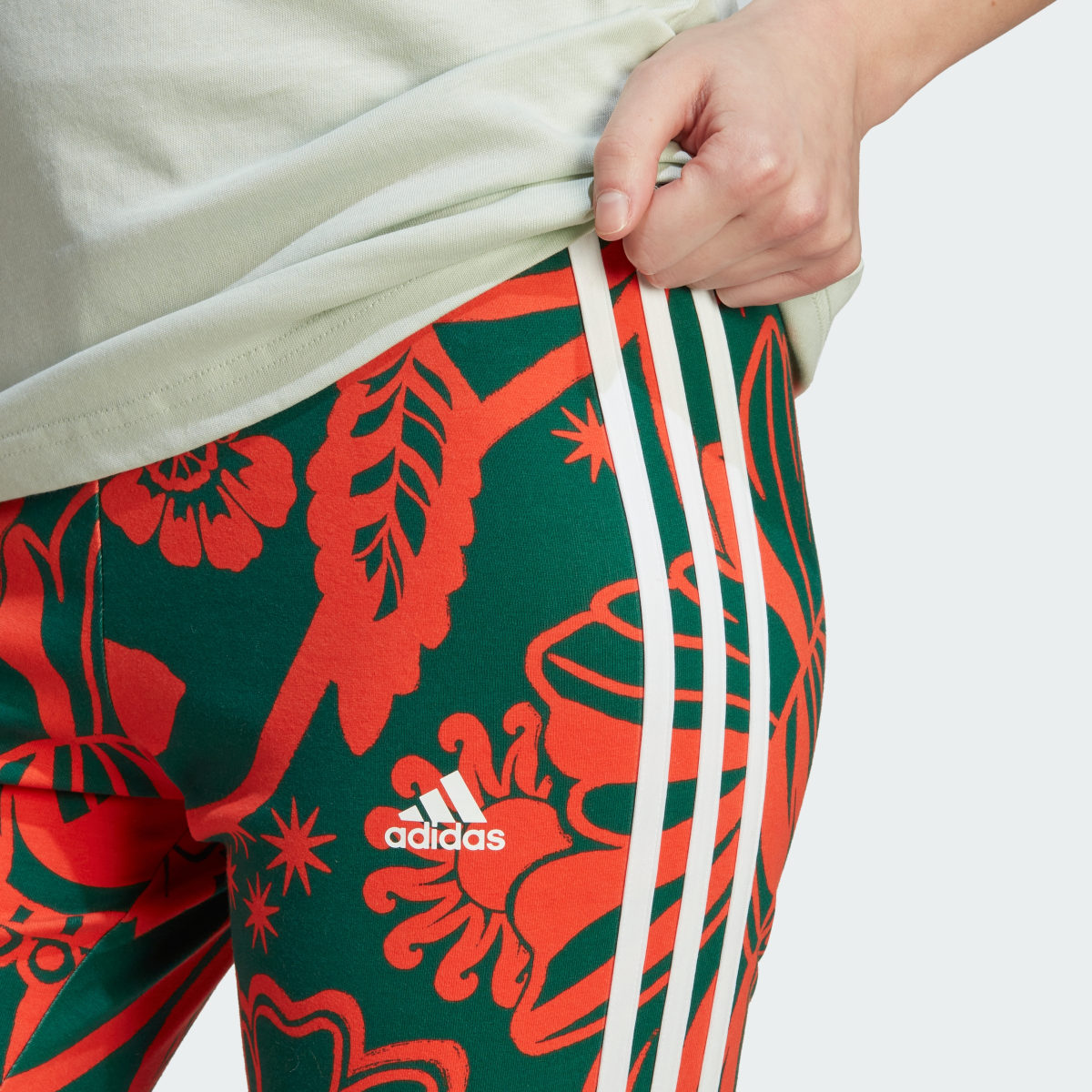 Adidas Shorts de Ciclismo adidas x FARM Rio. 6