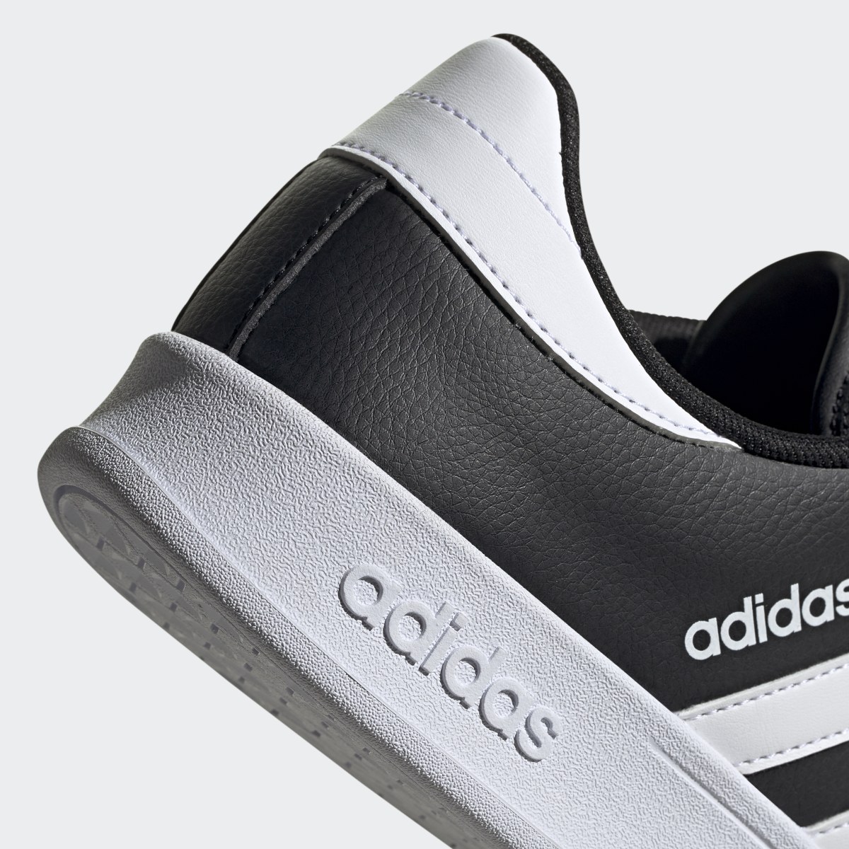 Adidas Breaknet Schuh. 11