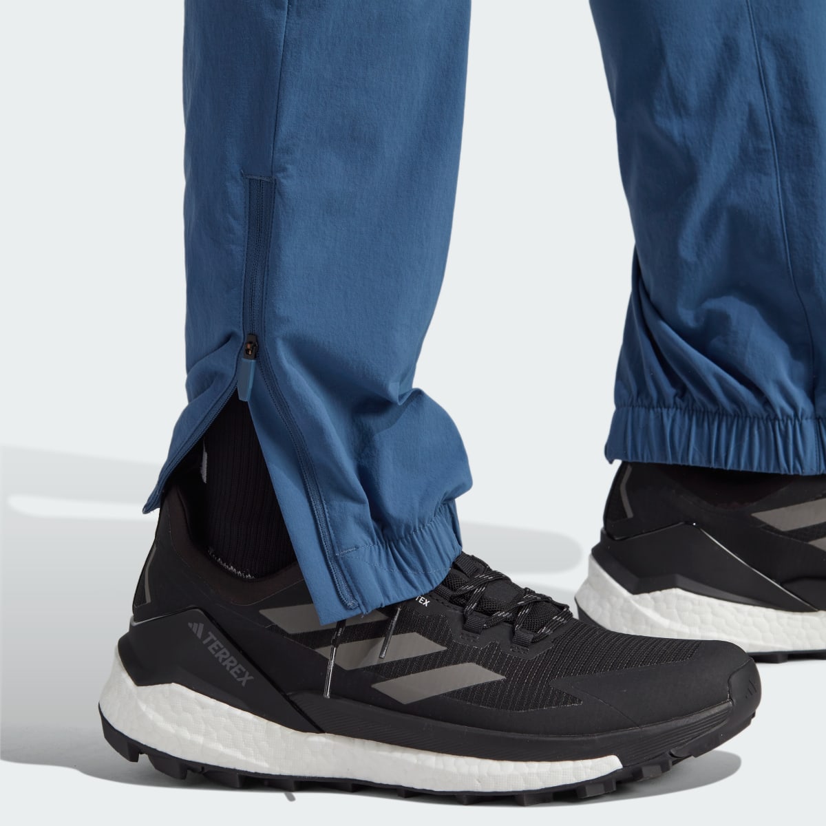 Adidas Pantalon de randonnée Terrex Utilitas Zip-Off. 9