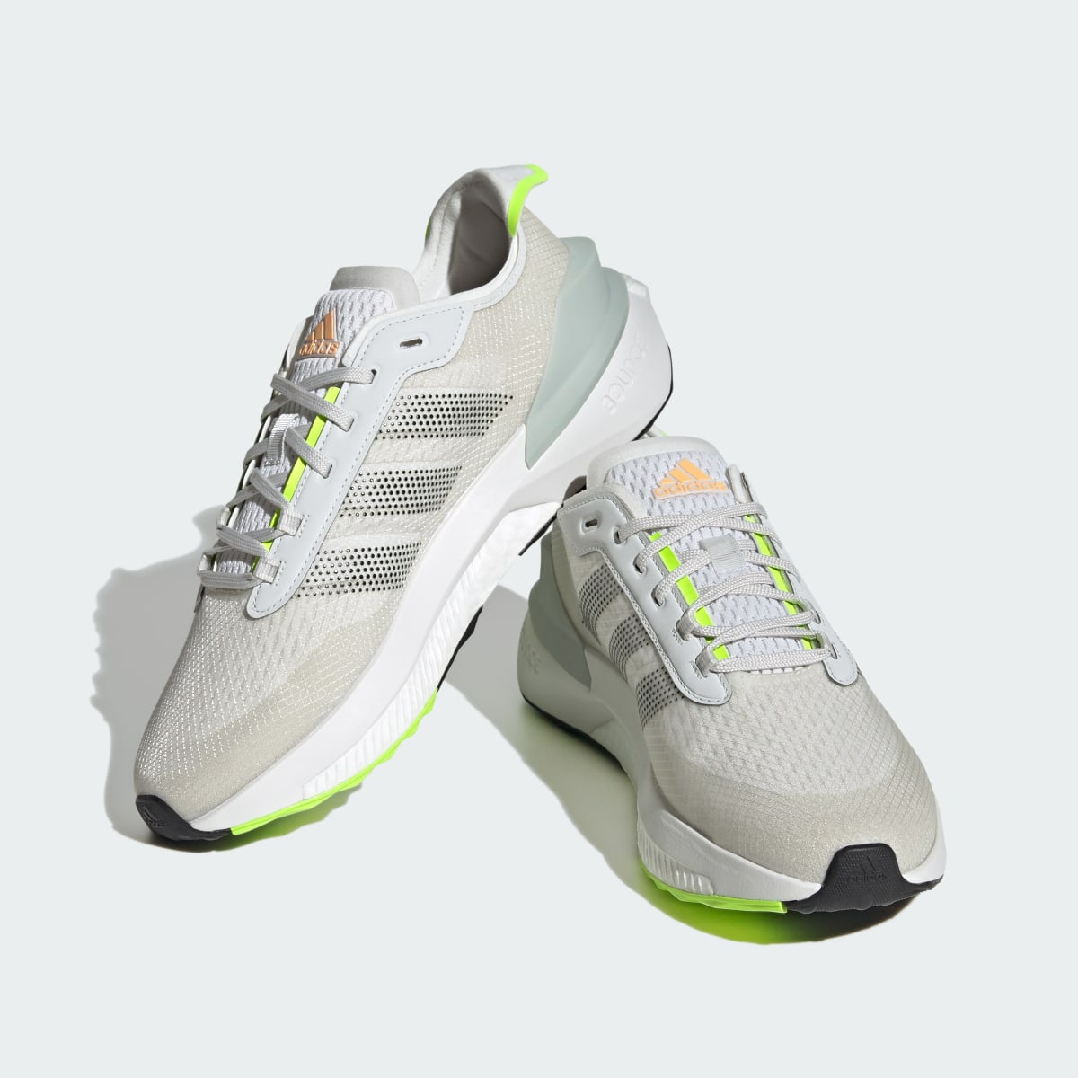 Adidas Chaussure Avryn. 5