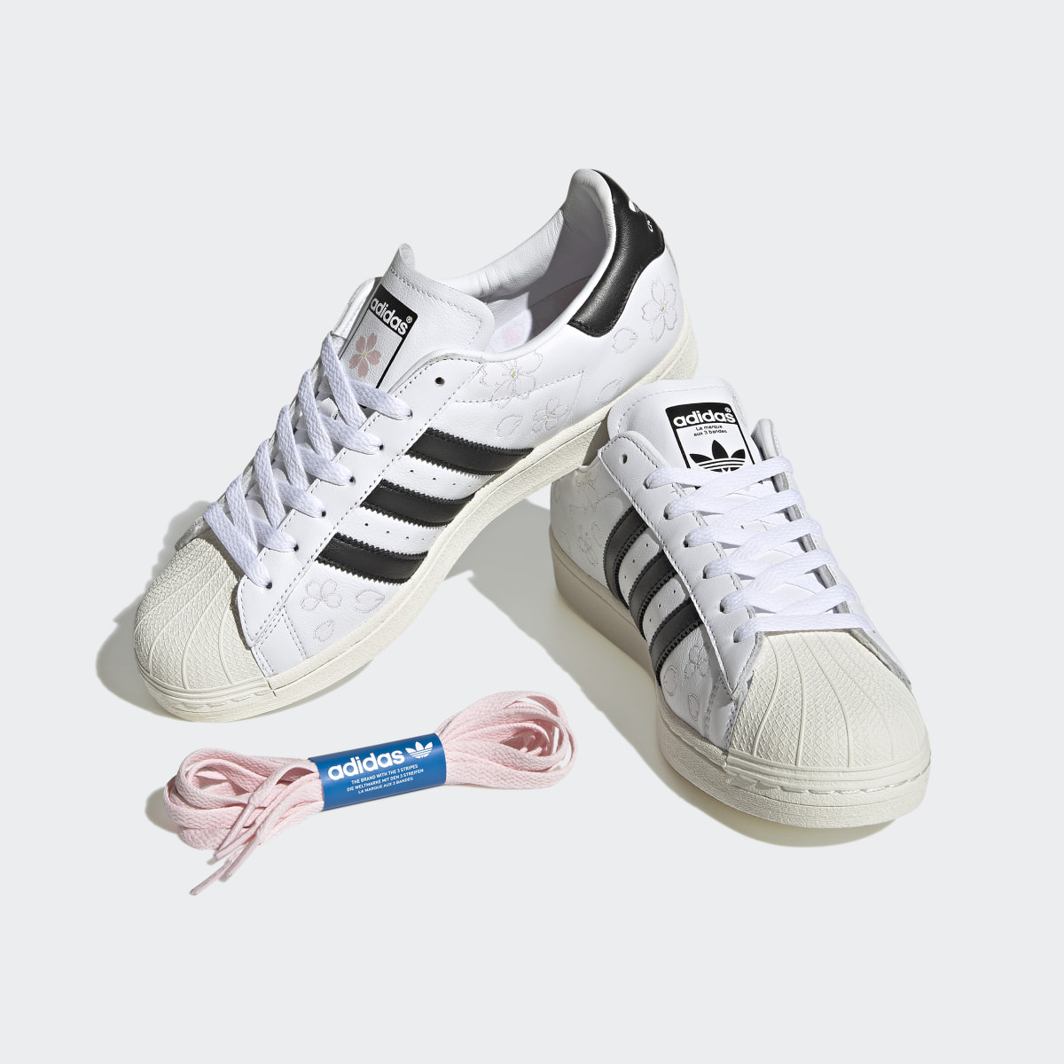 Adidas Chaussure Superstar Hanami. 14